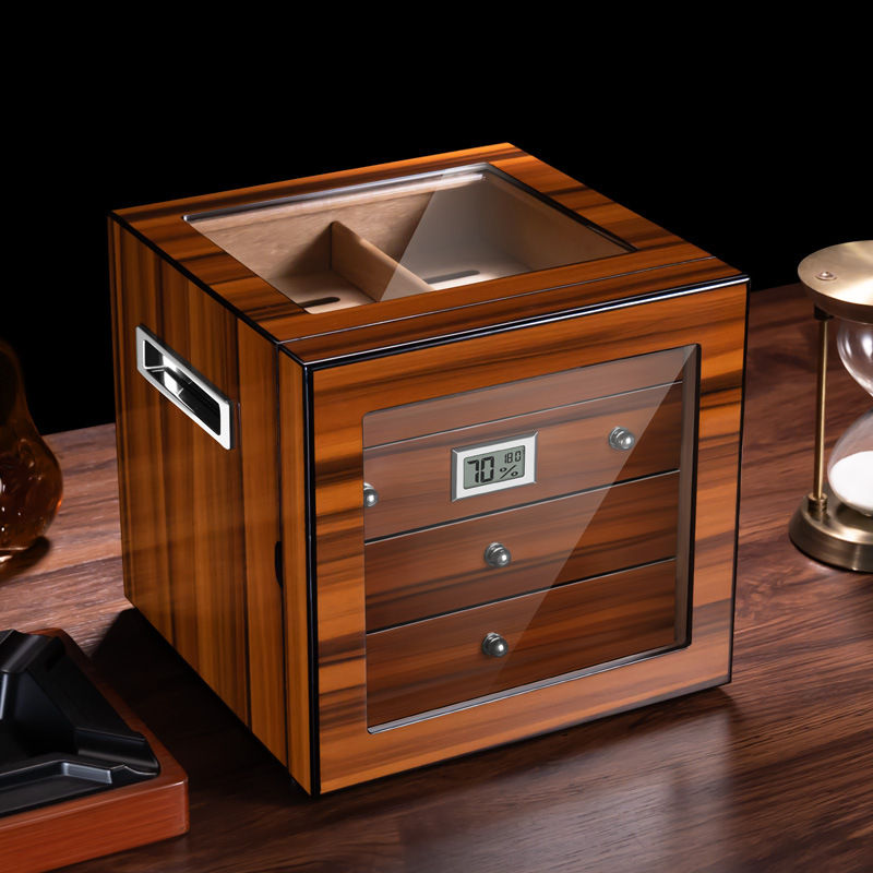 Advanced Cigar Cabinet Moistur - огляд і ціна Cigar Cutter Set